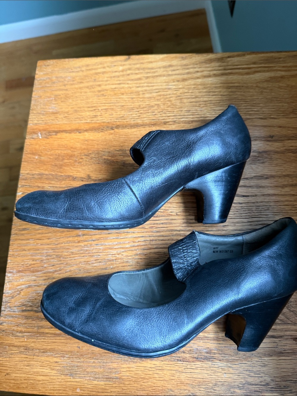Chocolate or Black Born Crown Comfort Leather Mary Jane Heels- price for 1 or - Picture 7 of 9